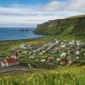 borgarfjordur eystri pueblo acantilados islandia 85x85