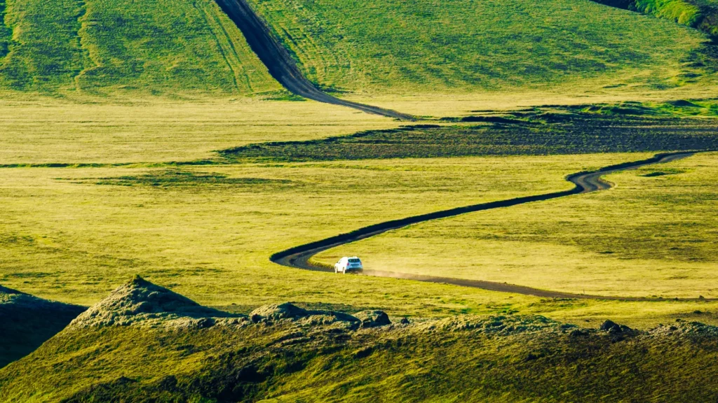 Cuánto cuesta alquilar un coche en Islandia